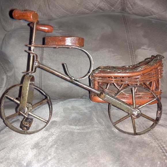 Vintage bicycle decor - Picture 3 of 3